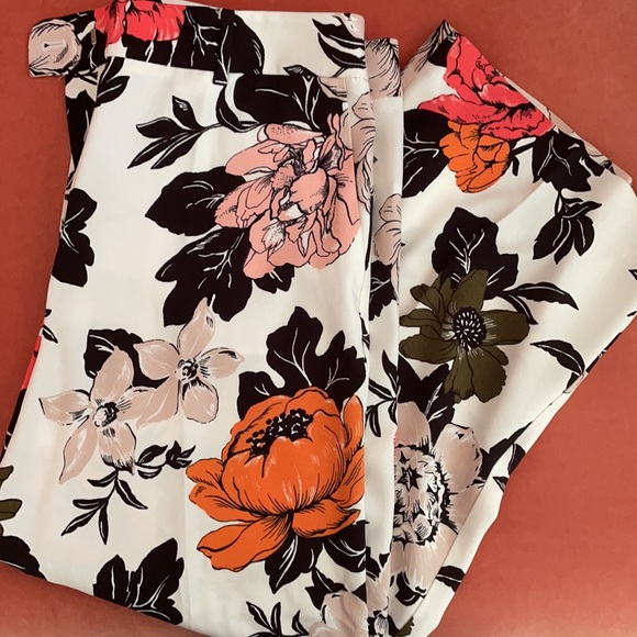 Floral print Ann Taylor Factory pants - Picture 5 of 5